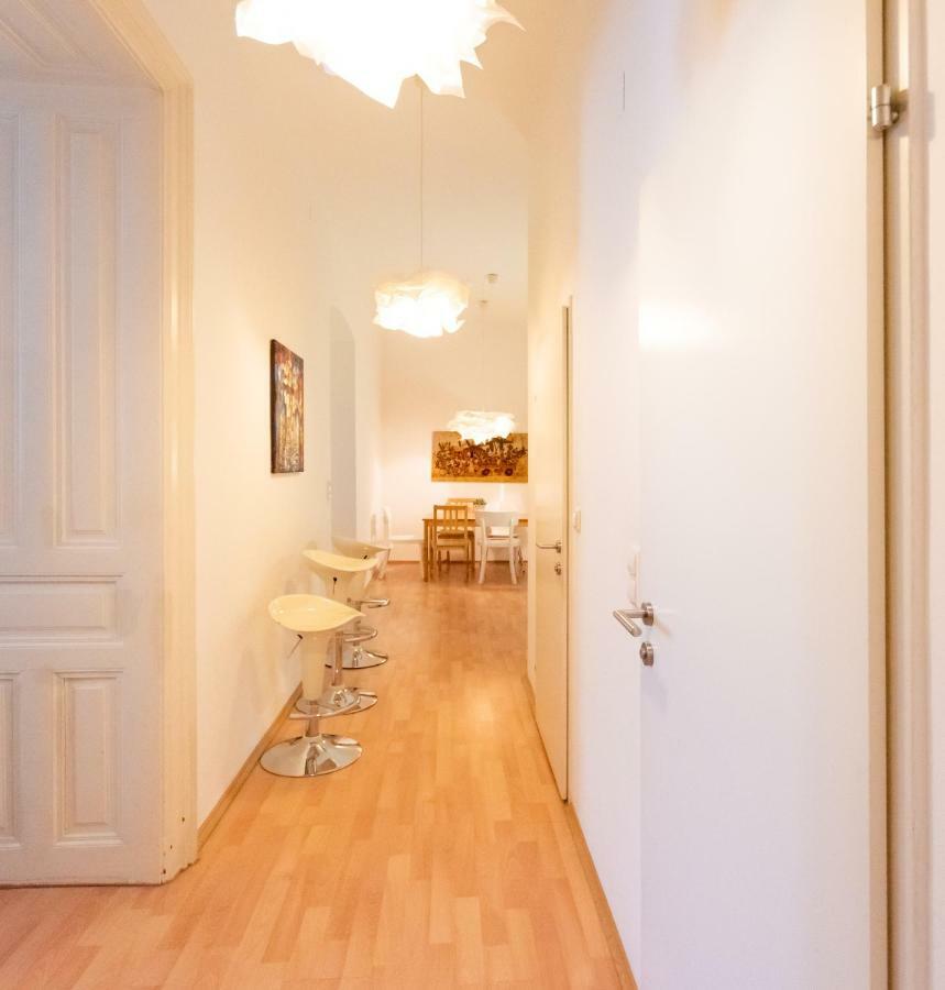 Rembrandt Refugium Apartment Wina Bagian luar foto