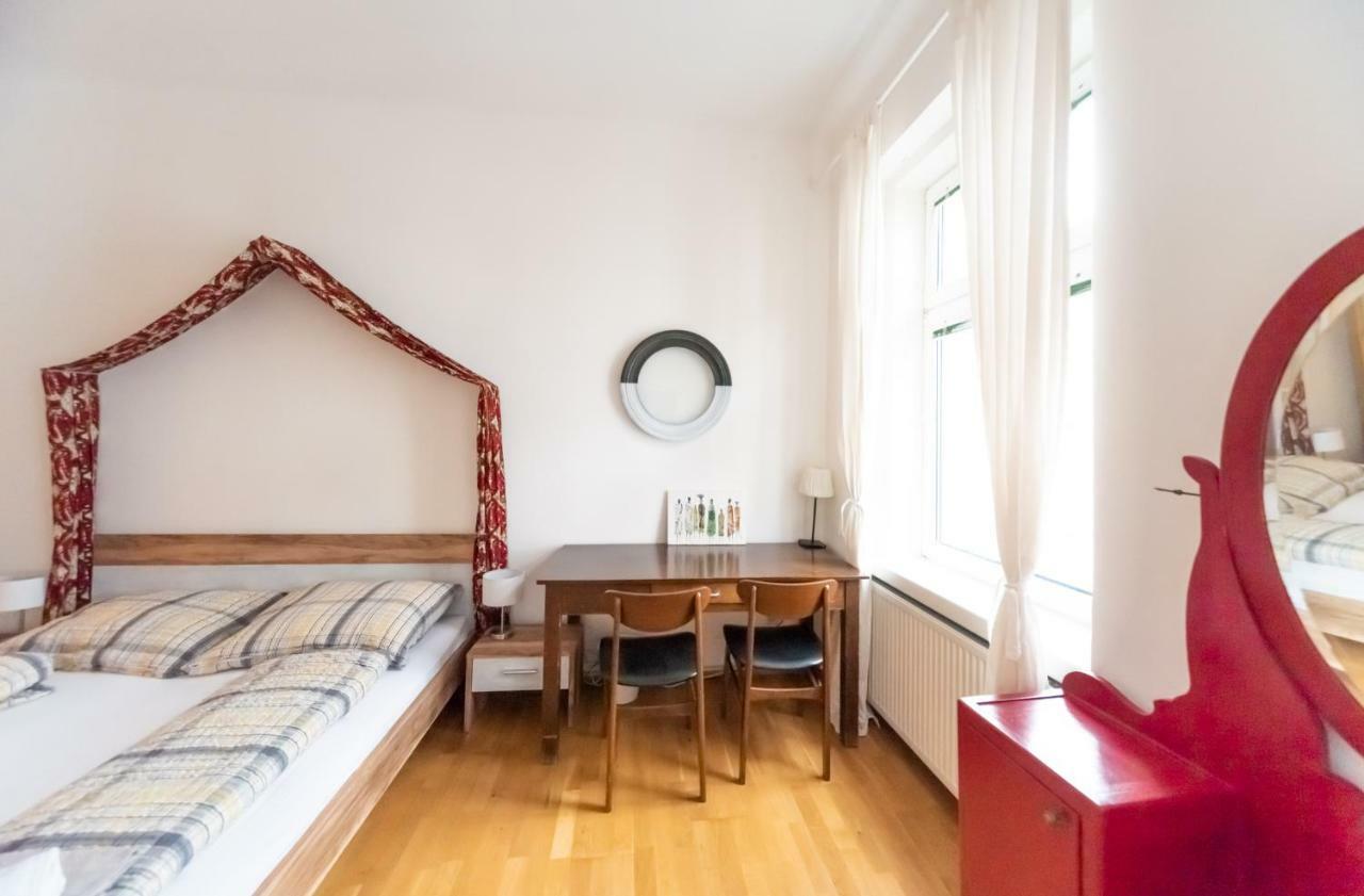 Rembrandt Refugium Apartment Wina Bagian luar foto
